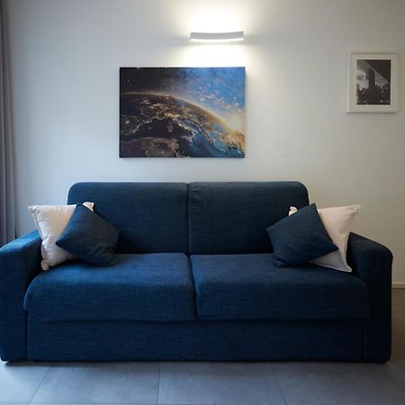 Cozy Meravigli Apartment - Pleasant Walk Between Duomo And Castello มิลาน ภายนอก รูปภาพ